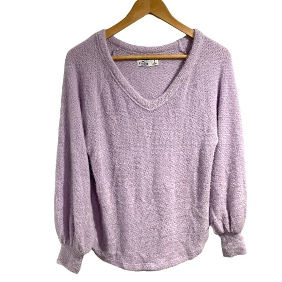 Hollister soft sweater lavender purple plush fuzzy cozy slight balloon sleeve - Picture 1 of 5